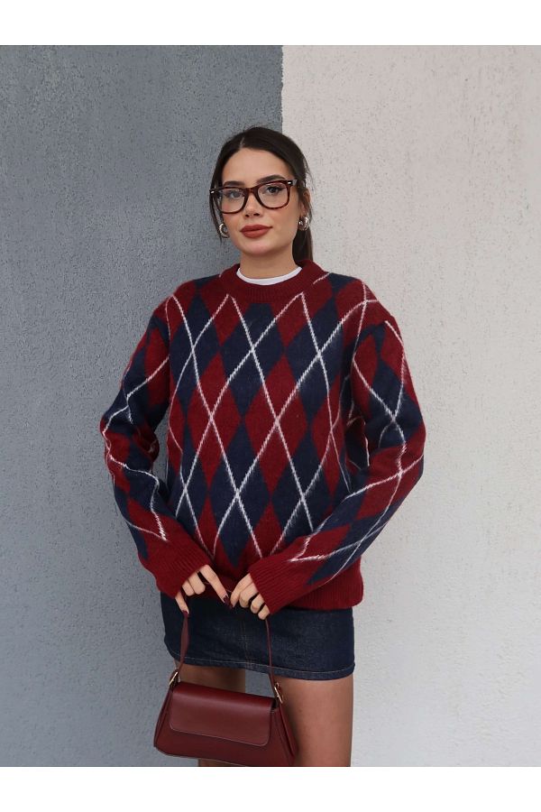 ESRAHELVACI-Rectangular Pattern Sweater 1