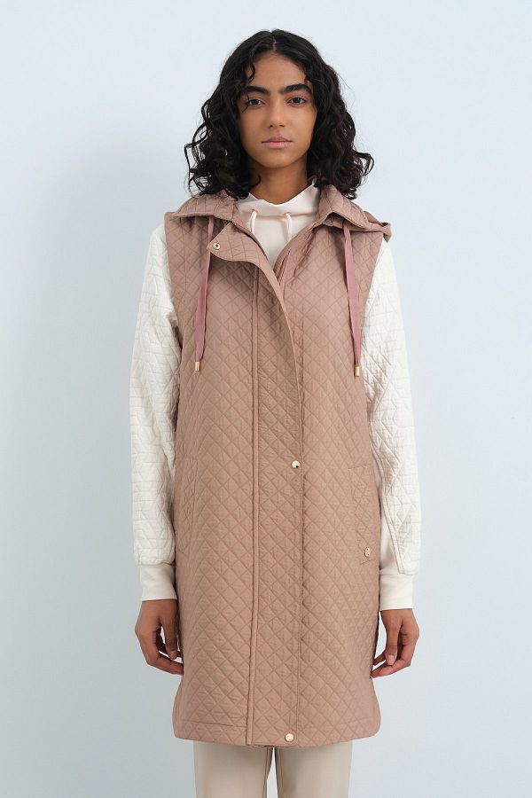 Nihan-Thin Quilted Vest - Backed Design with Mink 1