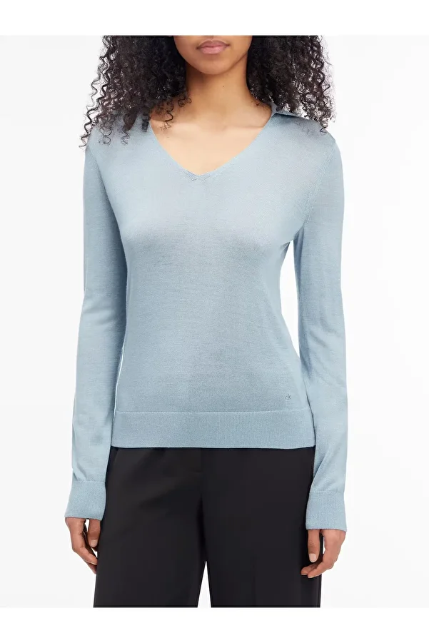 Calvin Klein-Women's V Neck Slim Fit Long Sleeve Blue Pullover K20K 208029 -Caz 1