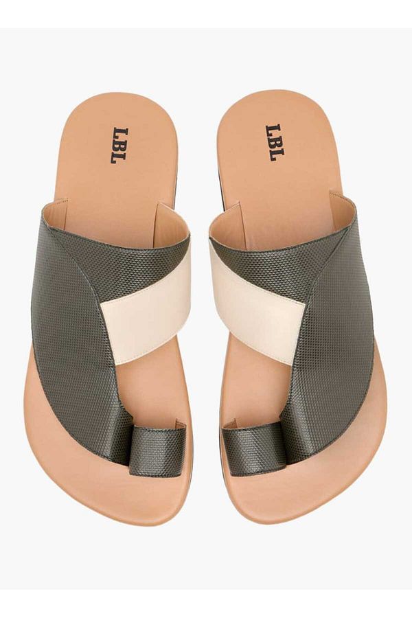 LBL by Shoexpress-Panelled Slip-On Arabic Sandals with Toe Loop Detail 1