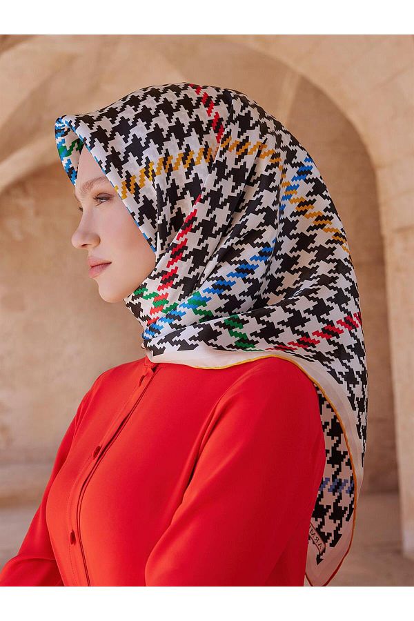Armine-Silk Scarf 2023/2024 Autumn and Winter - 9000d-09 - Tivil - Colorful Houndstooth Model 1