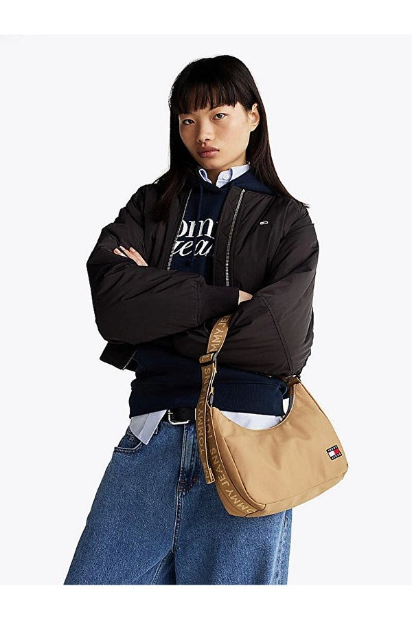 Tommy Hilfiger-Women's Tjw Ess Daily Beige Shoulder Bag 1