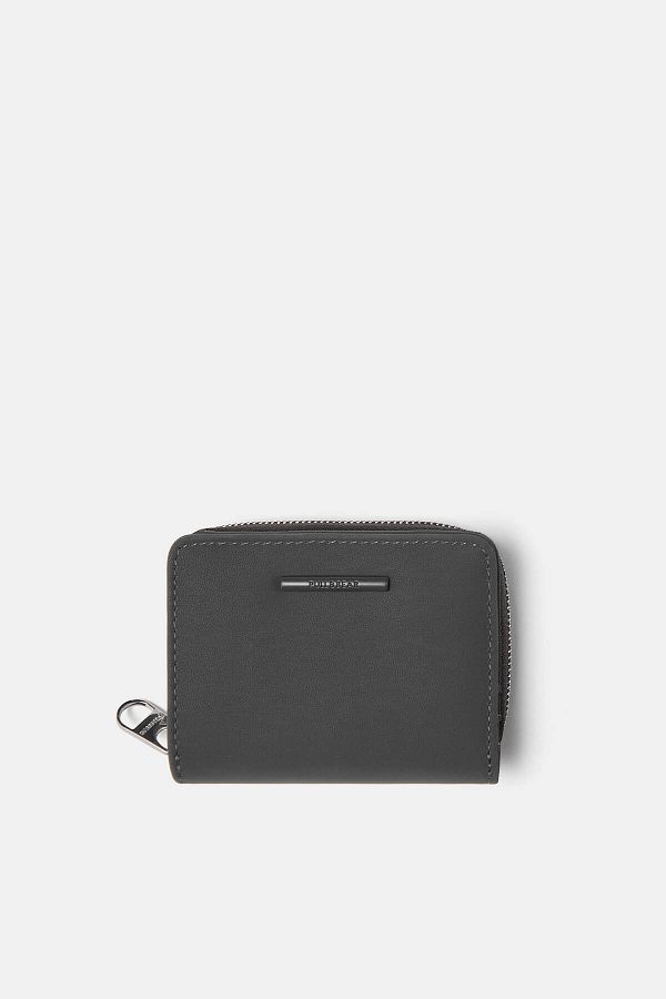 Pull & Bear-Rubberised purse wallet 1