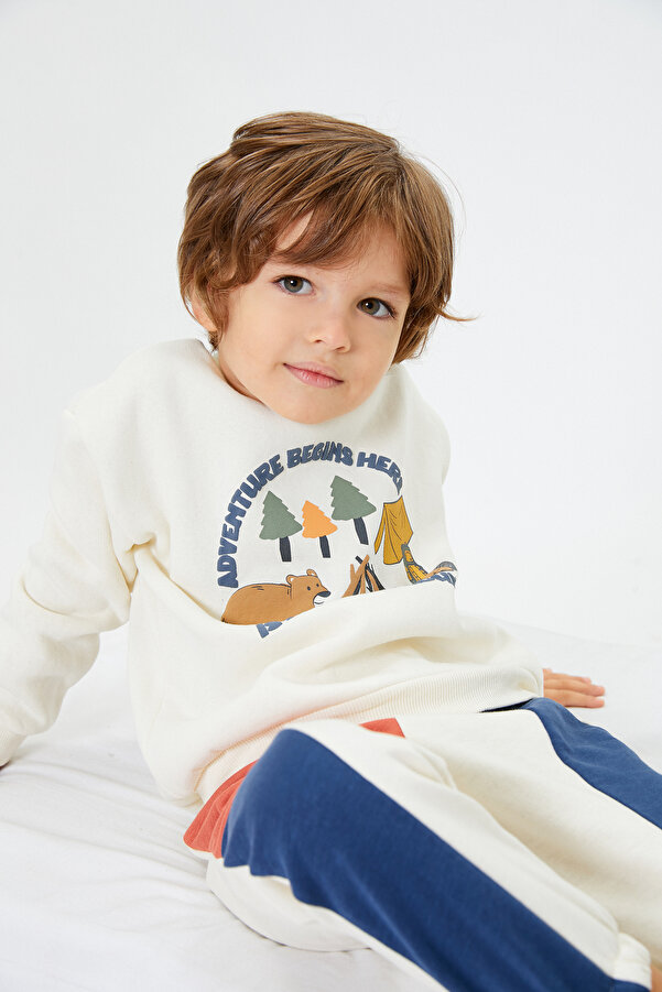 Koton Sweatshirt Uzun Kollu Doğa Temalı Baskı Detaylı Şardonlu Bisiklet Yaka