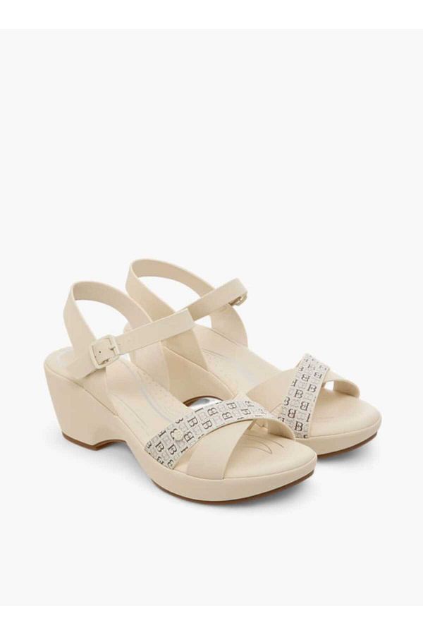 Flora Bella by Shoexpress-صندل Flora Bella Monogram Print Cross Strap مع كعب سميك وإغلاق بإبزيم 1