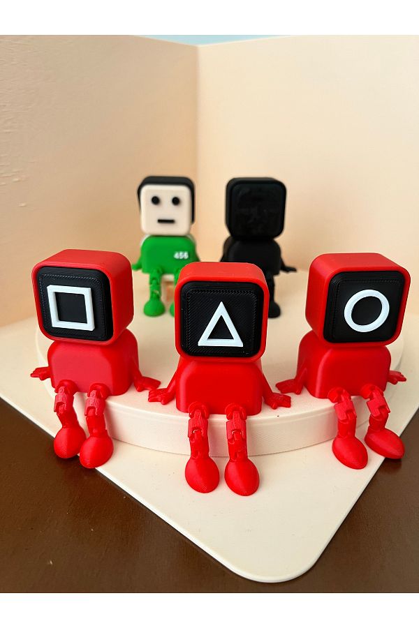 RetreS-Squid Game Figure Set of 5 1