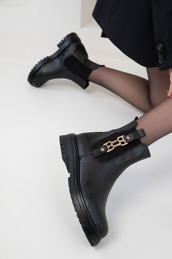 SOHO-Μαύρες γυναικείες μπότες - 2018 Model Bootie 1
