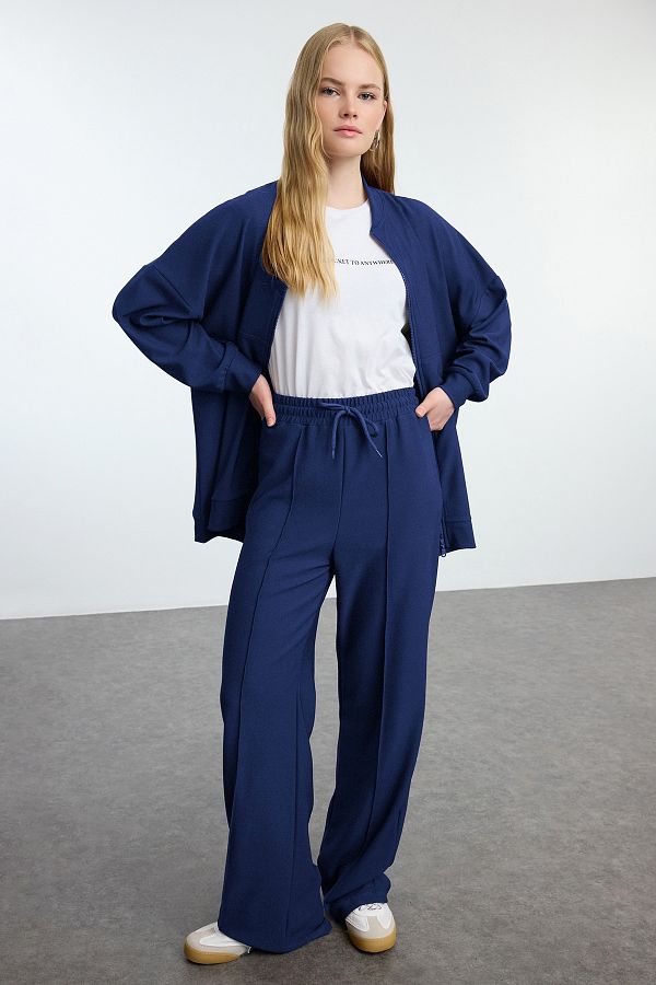 Trendyol Modest-Námornícka modrá oversize súprava teplákov s textúrou Tctaw25En00004 1