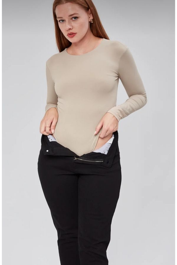 nura-Women's Cream Stone Color Bottom Snap Long Sleeve Bodysuit Blouse 1