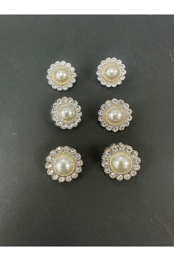 T.T-Polnet Button Pearled and Stoned Set of 6 Metalized Buttons in Size 40 1