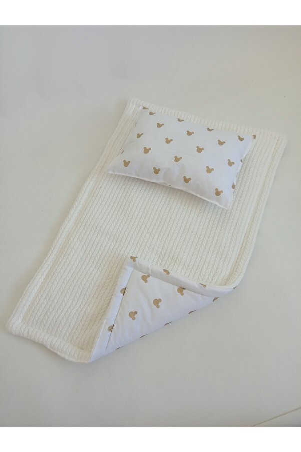 Wenaris % 100 pamuk örgü pike kumaşından altaçma ve yastık