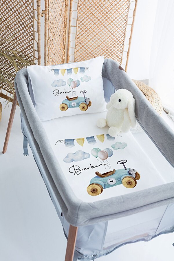 Lilabio %100 Pamuk Saten İsme Özel İsimli 70x120 Park Yatak Nevresim Seti Araba Ve Balonlar