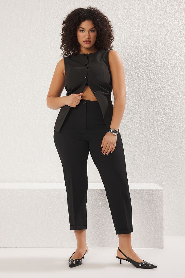 Trendyol Curve-Plus Size Black Cigarette Pants - Elastic Back and Zipper Tbbss25Ar00006 1