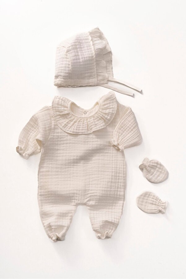 Magu Yenidoğan 4 Katlı Müslin Kumaş Yakalı Tulum, Şapka ve Eldiven Kız Bebek Hastane Çıkışı