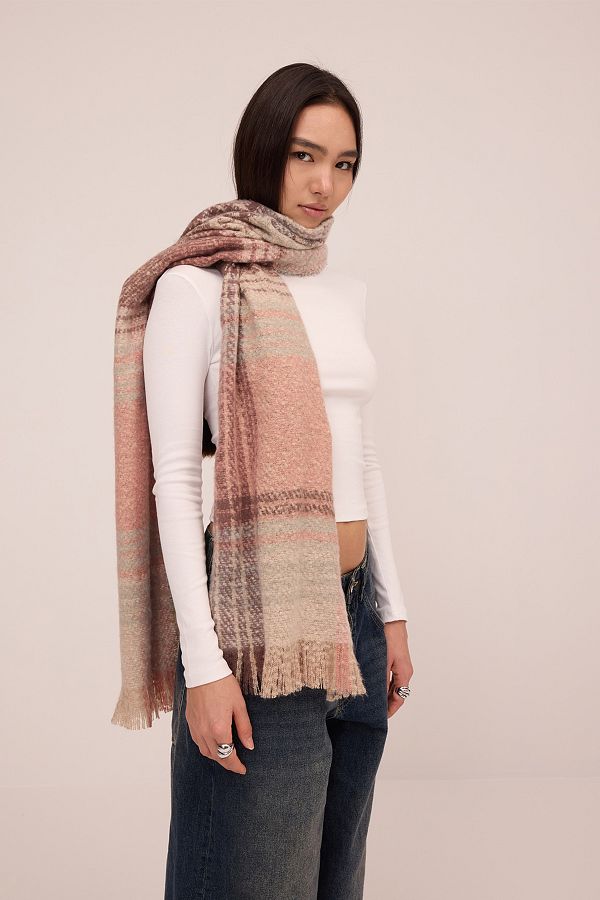 Addax-Patterned Shawl - Model Shal11-A2 1