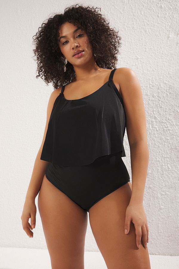Trendyol Curve-Costum de baie cu bretele cu gât rotund cu detaliu cu volane negre TBBSS25AM00006 1