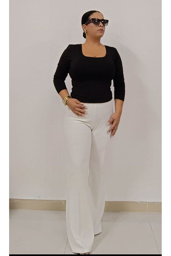 AKŞEN GİYİM-ENINE NECKED LYCRALI SCUBA CREPE FABRIC بنطلون أبيض اللون مع أشرطة إسبانية وإبزيم 1