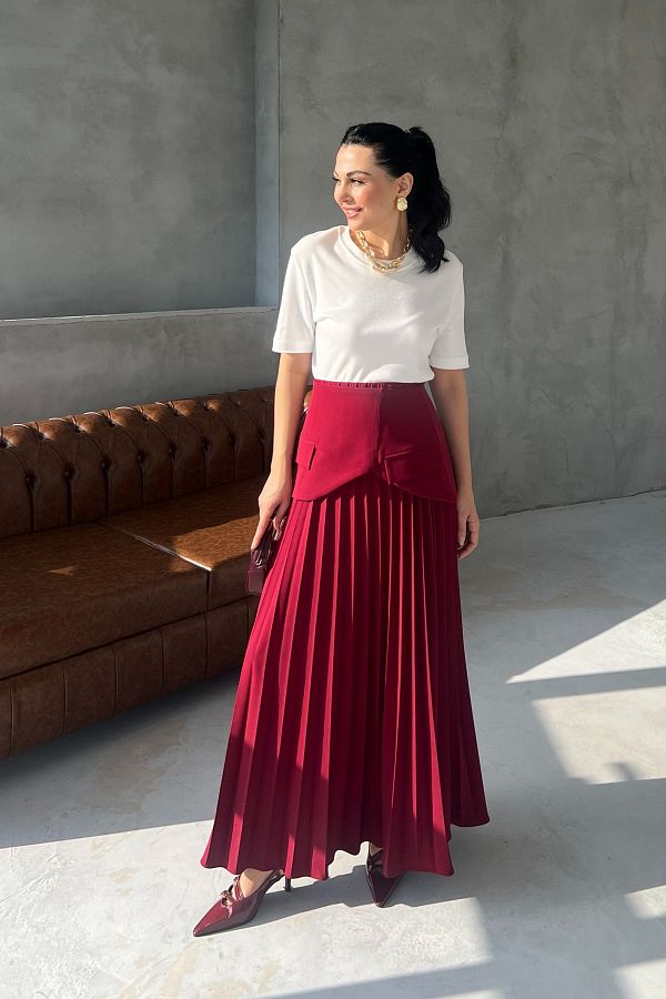 Seda Yalçın Atelier-تنورة ذات ثنيات من قطعتين باللون العنابي من Pinterest 1
