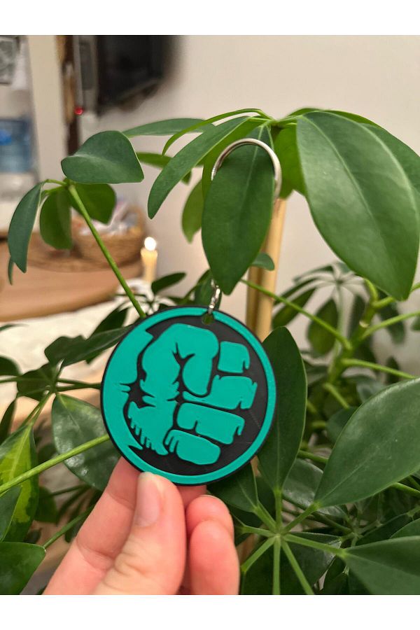3B tasarım-3D Printing Keychain with Fist Design Green Hulk Fist 1