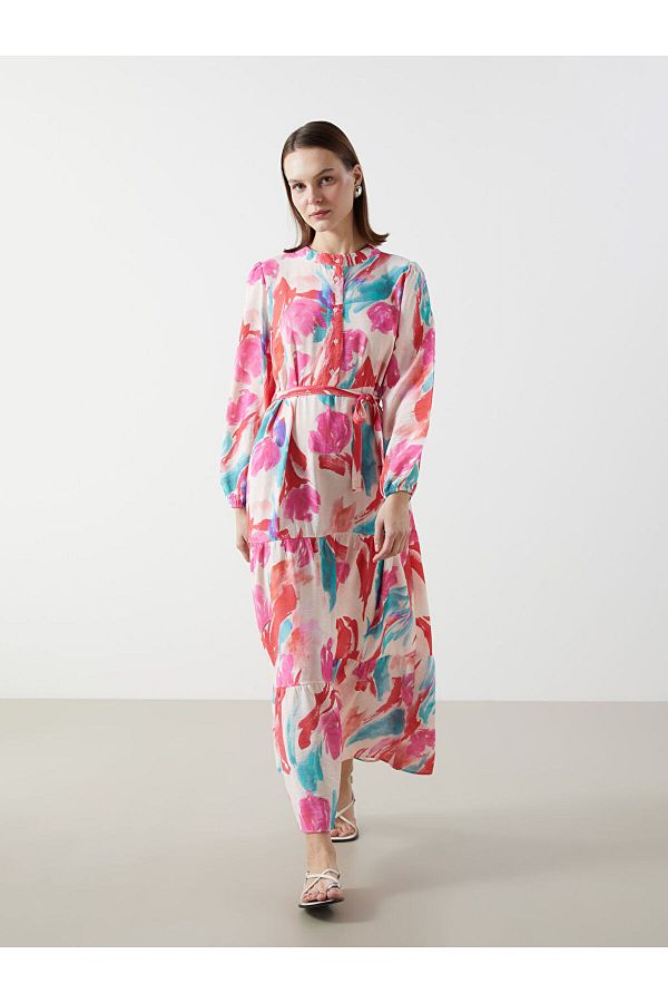 LC Waikiki-Γυναικείο φόρεμα με σχέδιο LCW Modest Judge 1