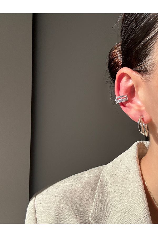 Ressia-Striped Shiny Vip Cartilage Earrings 1