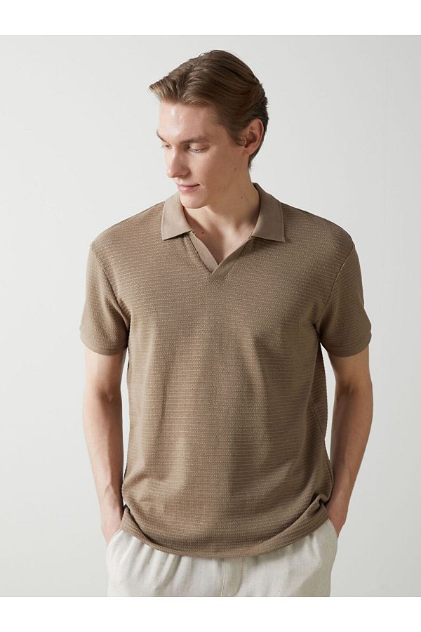 LC Waikiki-Koszulka męska LCW Vision Polo Collar z krótkim rękawem i czesaną bawełną 1