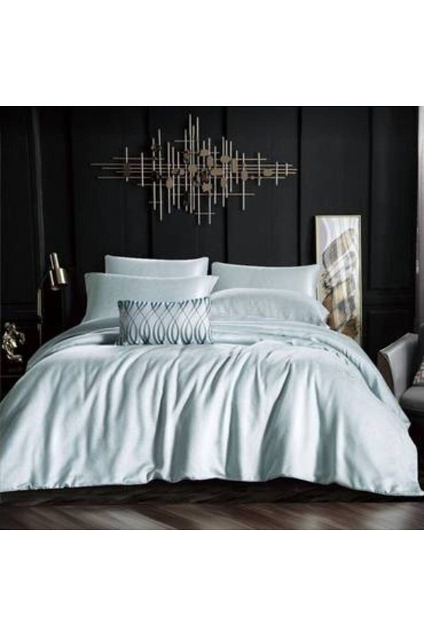 Feather-Bedding set of 7pieces king size 1