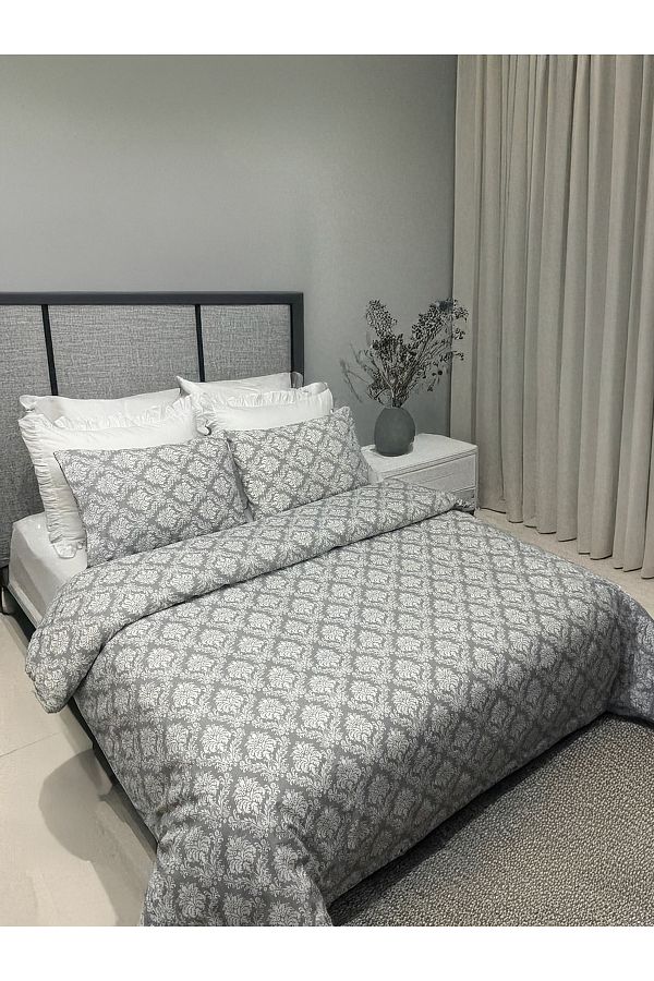 LILYUM-Home Stylish and Elegant Gray Patterned Duvet Cover Set Without Sheets - Single 1
