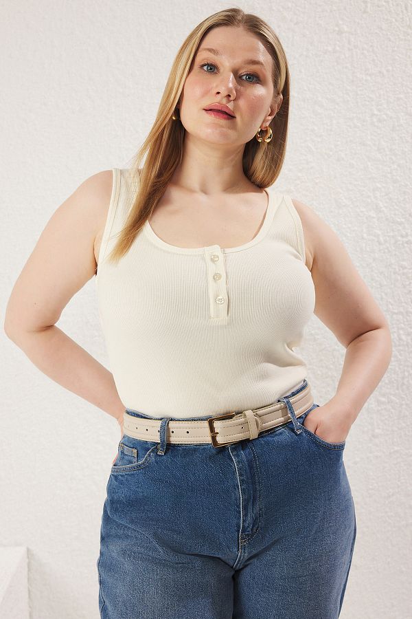 Trendyol Curve-Plus Size Ribbed Knitted Undershirt - Ecru Pool Collar with Button Detail Tbbss25Cv00005 1