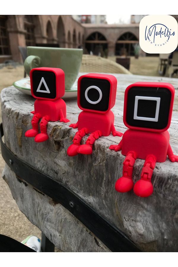 Modellio3D-Movable Squid Game Figures - Set of Three (Circle, Triangle, Square) 1