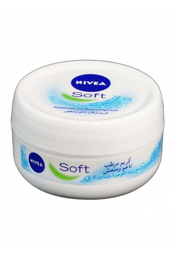 NIVEA-Soft Refreshing And Moisturizing Cream 50ml 1