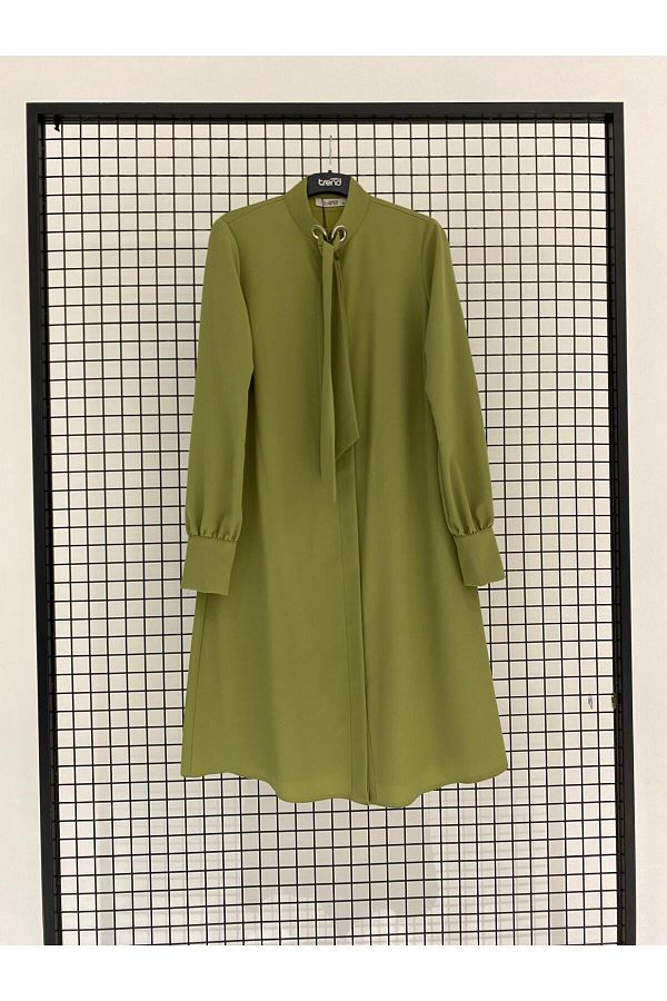 Armine-Trend 2025 Spring and Summer Basic Neckline Detailed Scarf Hidden Button Silk Crepe Tunic 1