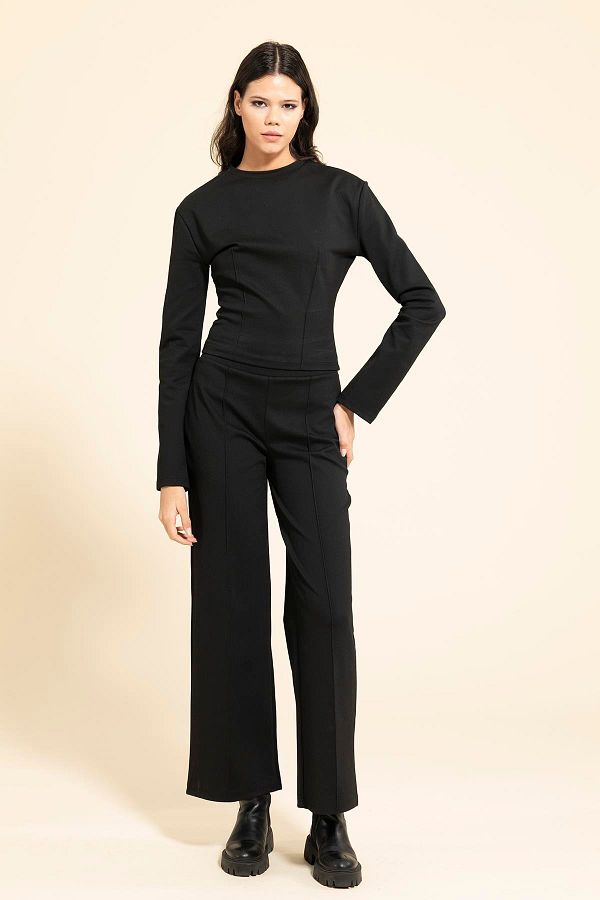 FOR YOU MODA-Black Bottom and Top Set with Front Snap Detail 1