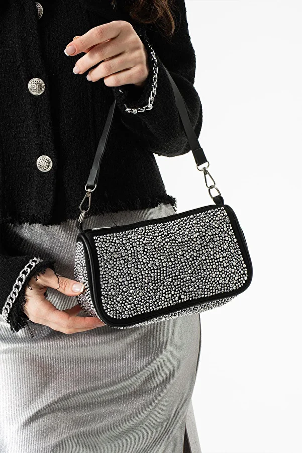efnanstore-Black Eda Bag with Shiny Stone Detail - Ab0801 1