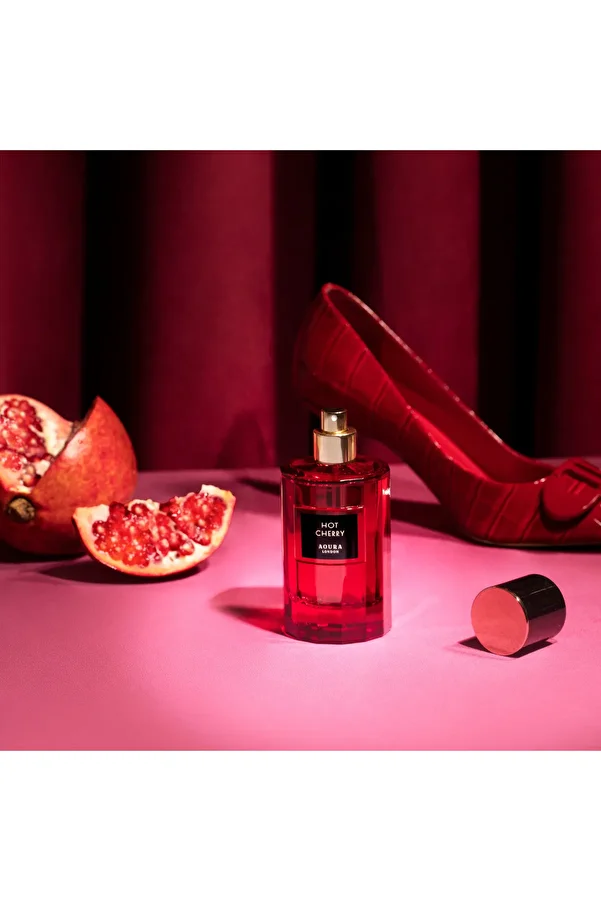Aoura HOT CHERRY オードパルファム 100ml Aoura London Aoura Hot Cherry Eau De Parfum, Perfume for