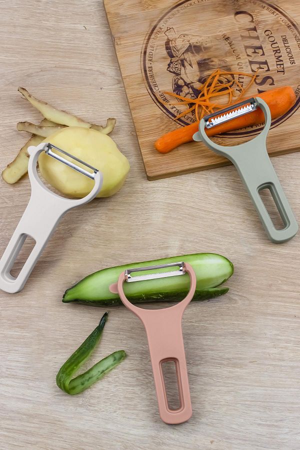Okyanus Home-Set of 3 Peelers with 3 Functions 1
