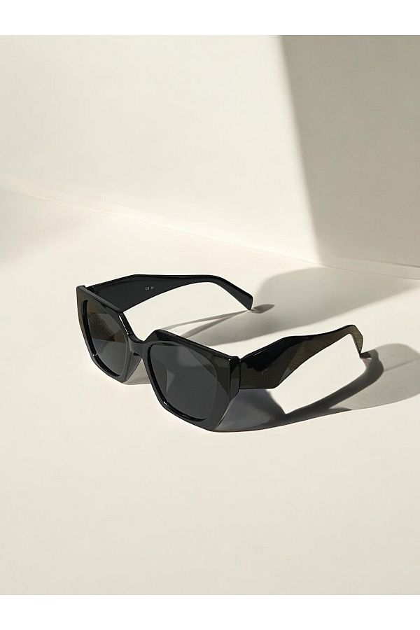 MAROVOAY-Black Sunglasses with Uv400 Protection 1