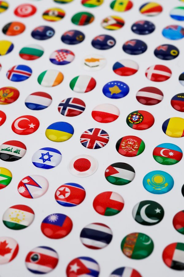 Colorfull Worlds-Marker Pin for World Map - Country Flags and Symbols 1