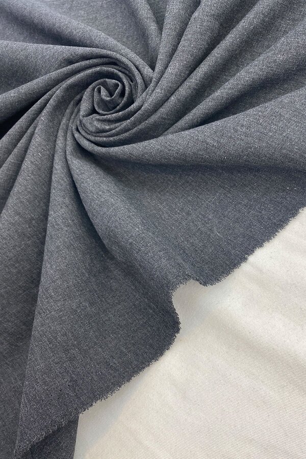 Yiğit Kumaş-Anthracite Linen Fabric 1