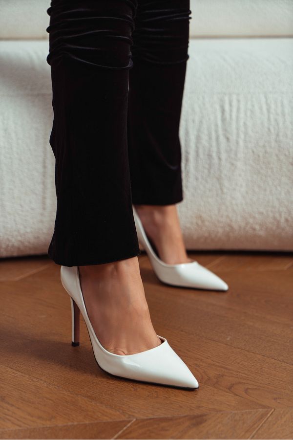 NİŞANTAŞI SHOES-Vanessa White Лачени кожени обувки с остри пръсти 1