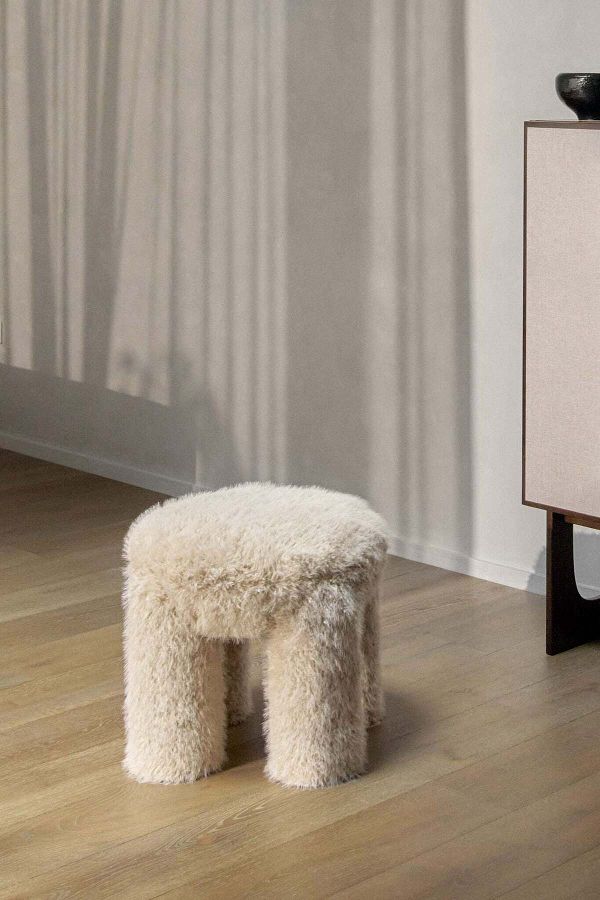 H&M-Chunky Stool 1