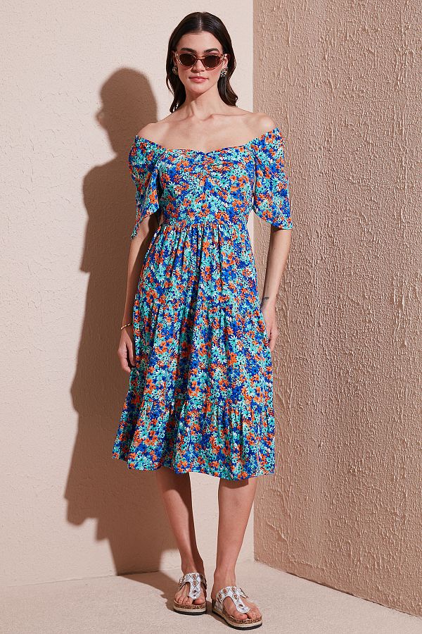 Lela-Patterned Oversize Fit Carmen Collar Shirring Detailed Midi Length Dress Dress 67810557 1