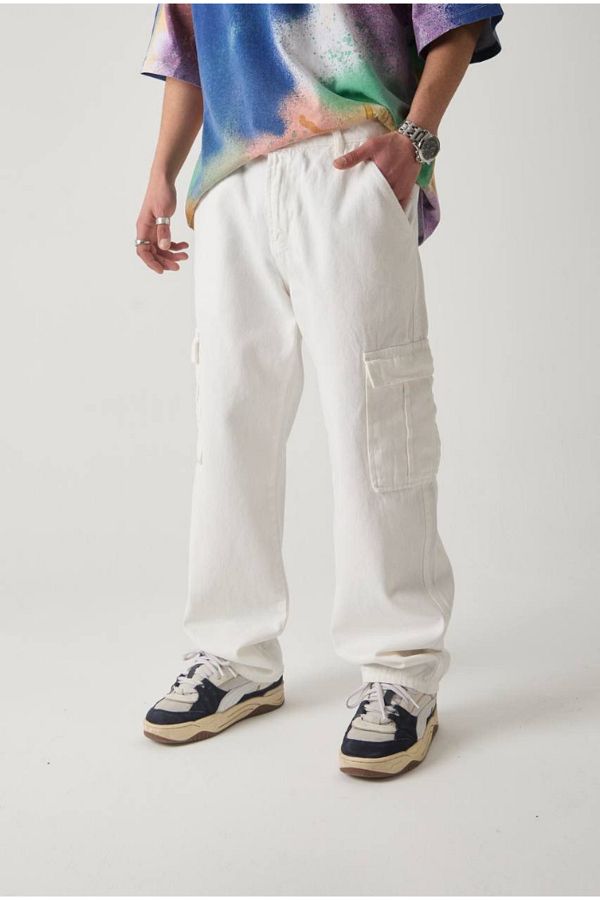 corfixman-Baggy White Cargo Pants 1