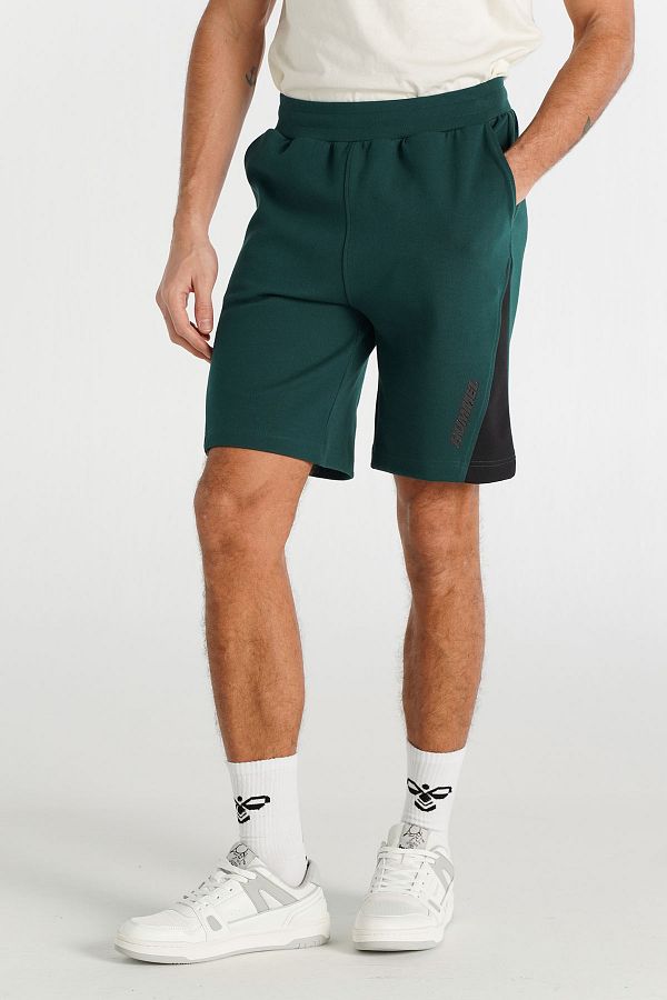 hummel-Stark Shorts 1