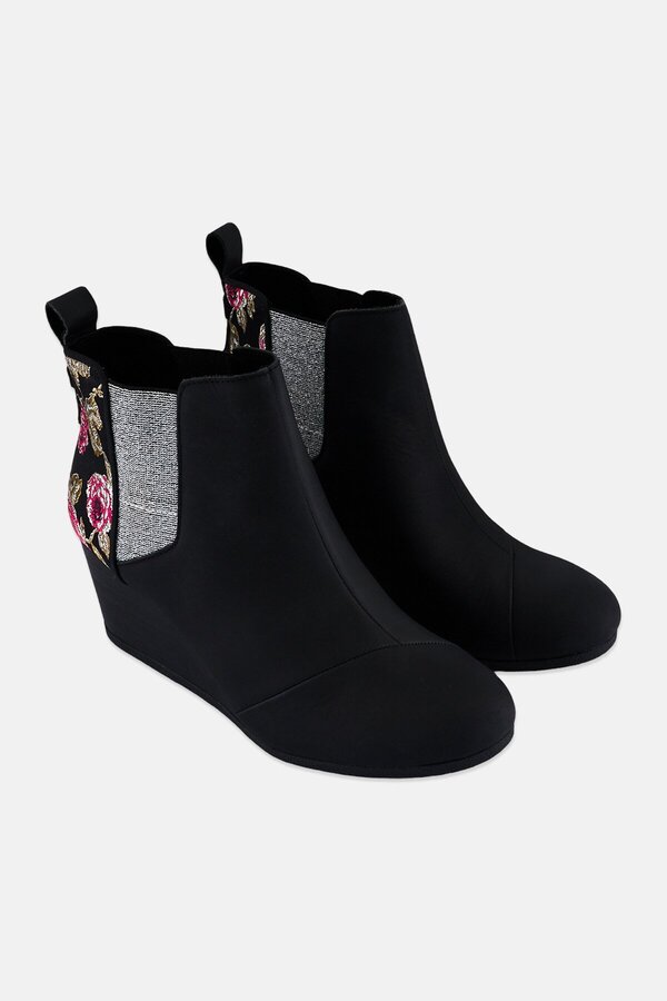 Toms Women Kayley Slip On Floral Ankle Boots, Black- Trendyol