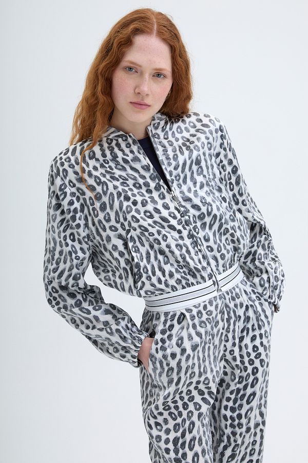 Quzu-Ecru Bomber Jacket - Speckle Pattern and Zipper 1