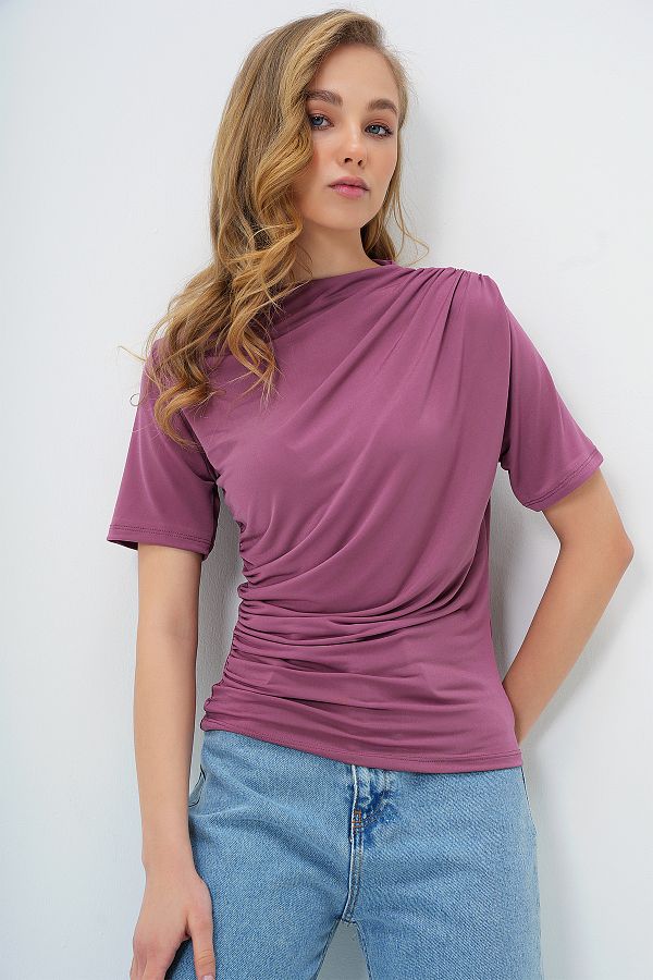 Trend Alaçatı Stili-Bluză pentru femei cu jumătate de mânecă - Dusty Rose, guler vertical, talie și umeri drapate în stil Sandy ALC-X13521 1