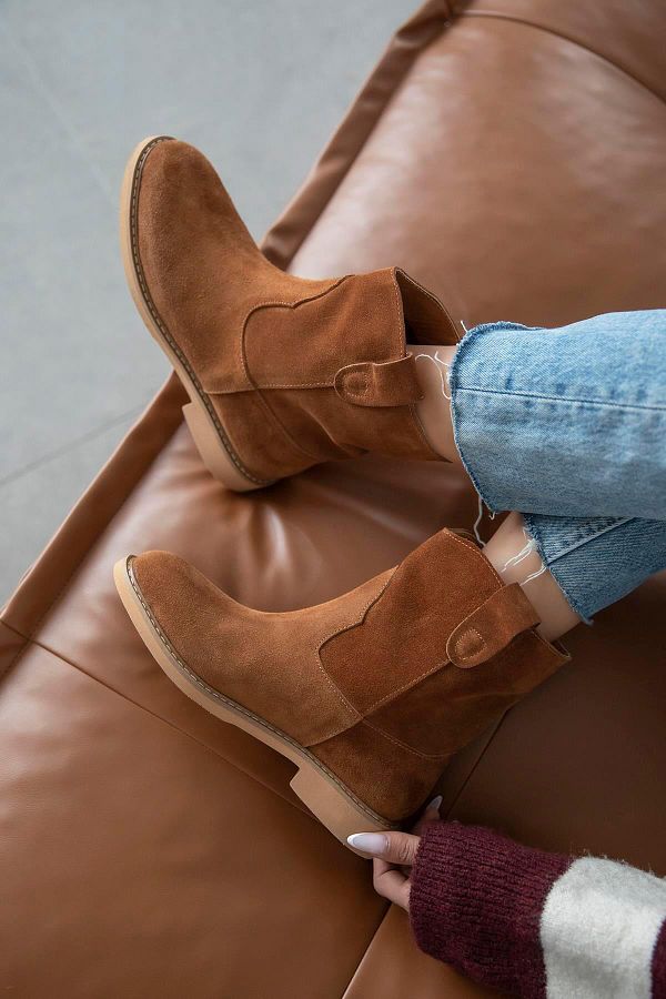 STRASWANS-Toffy Women's Flat Sole Genuine Leather Suede Boots Brown 1