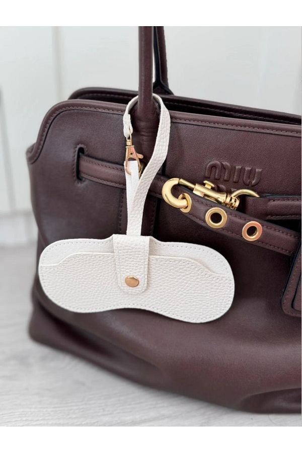 CHARMLUCKY-White Glasses Container Charm Bag Accessory 1
