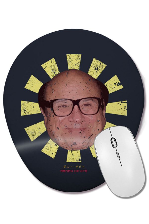 BASKI DÜNYASI-Danny Devito Retro Japanese Oval Mouse Pad with Wrist Support 1